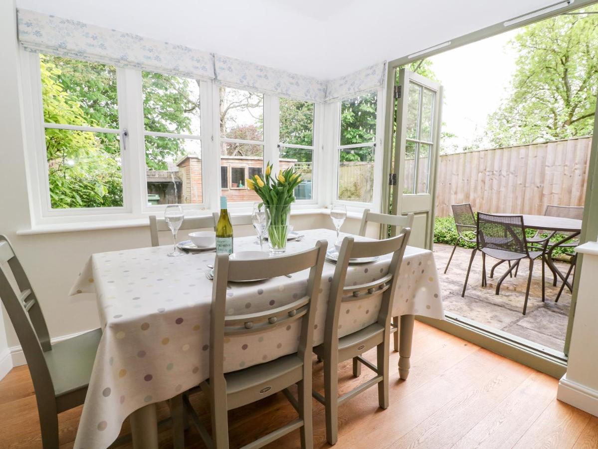 3 Painters Field Villa Cirencester Luaran gambar