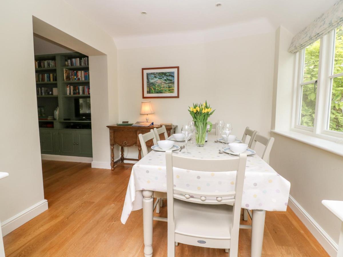 3 Painters Field Villa Cirencester Luaran gambar