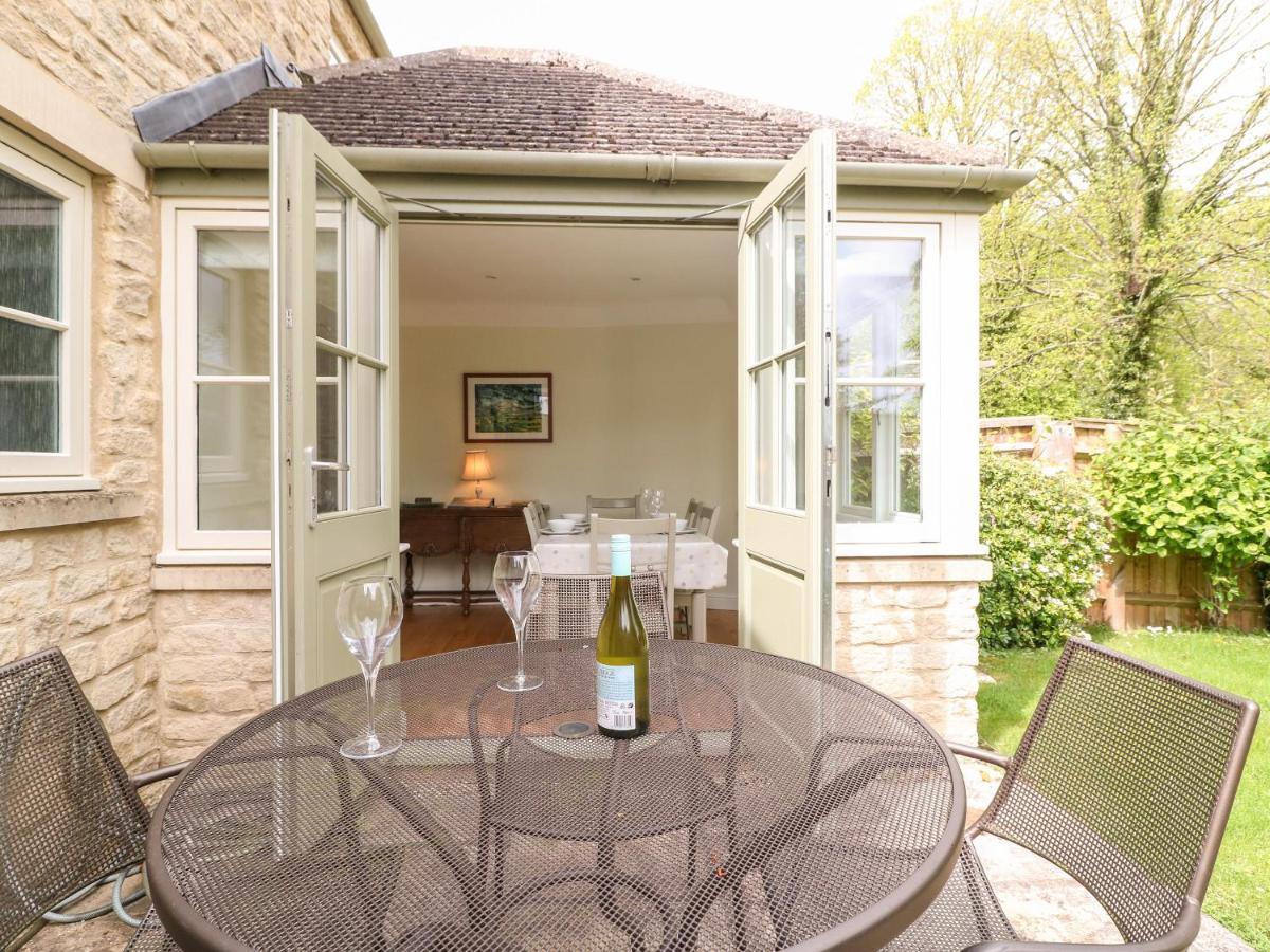 3 Painters Field Villa Cirencester Luaran gambar