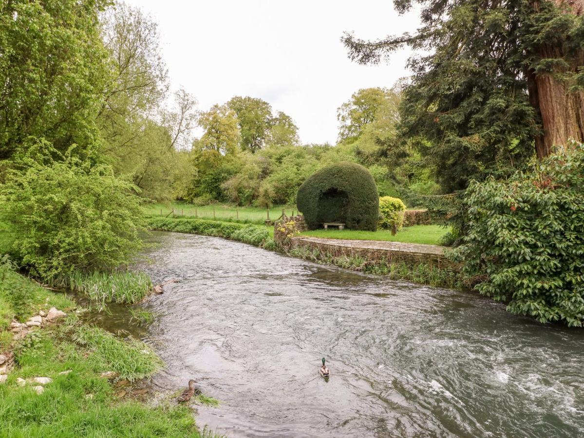 3 Painters Field Villa Cirencester Luaran gambar